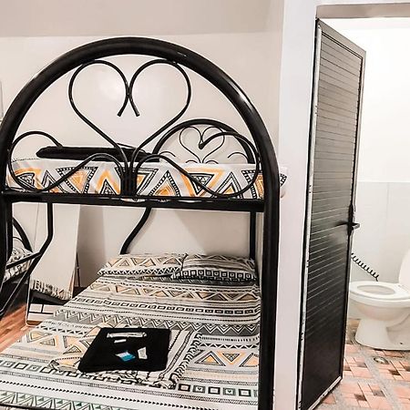 Malunggay Apartments ماريفيليس المظهر الخارجي الصورة